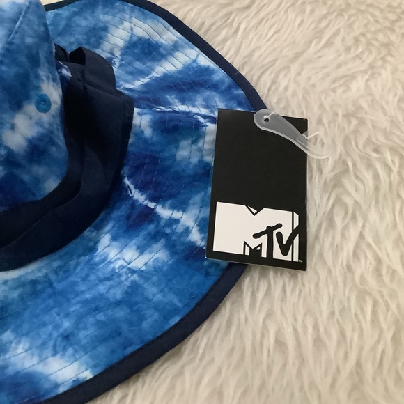 MTV blue tie dye summer beach Bucket Hat new with tag - Picture 3 of 7